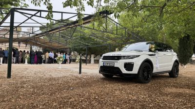 Range Rover Evoque Dynamic HSE Black Packet 2018 - Image 4